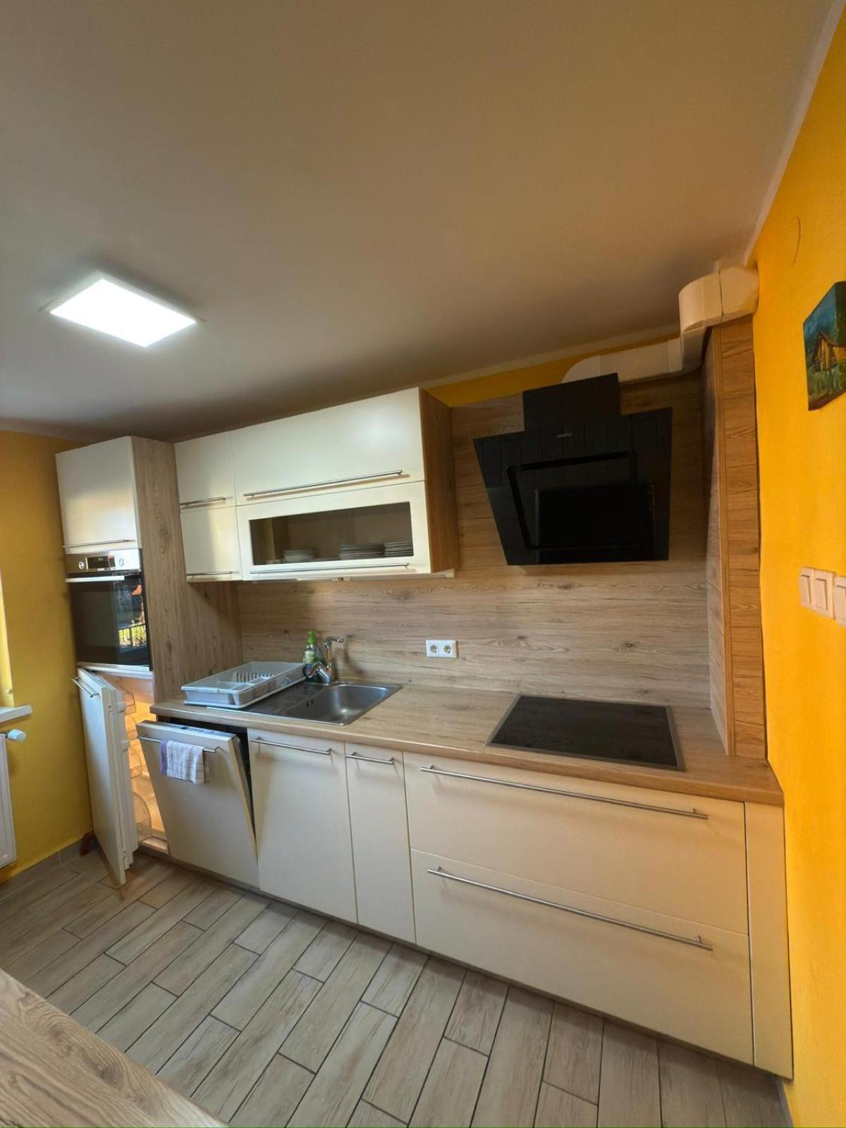Sobe-Apartma Maribor Exterior photo