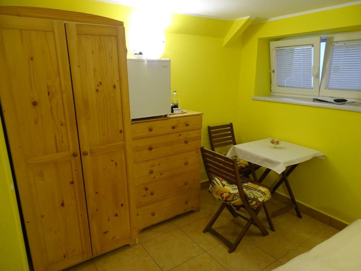 Sobe-Apartma Maribor Exterior photo